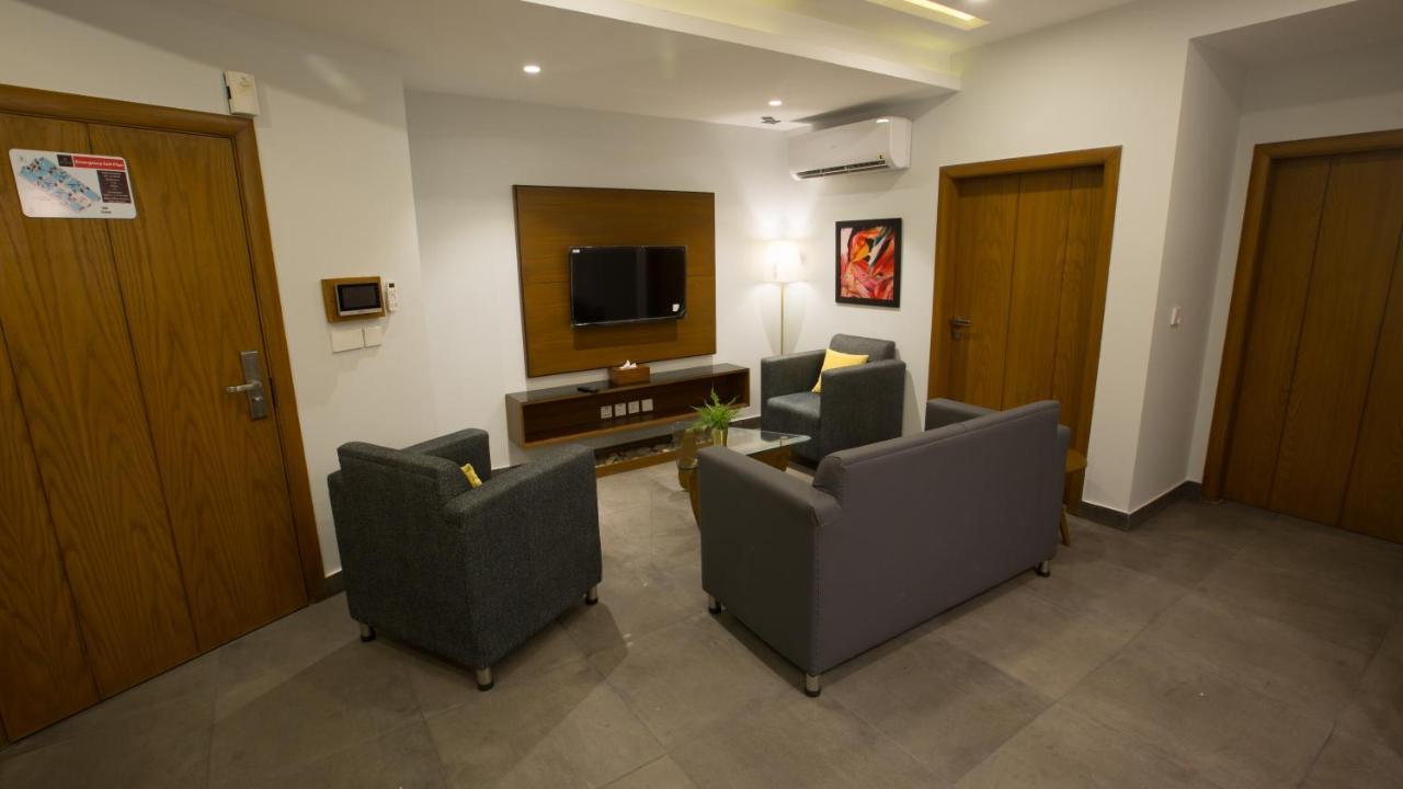 Space Luxury Rental Suites ラーワルピンディー エクステリア 写真