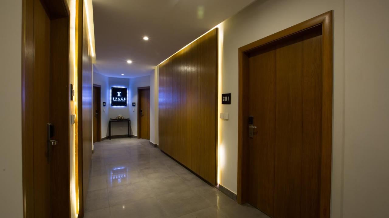 Space Luxury Rental Suites ラーワルピンディー エクステリア 写真