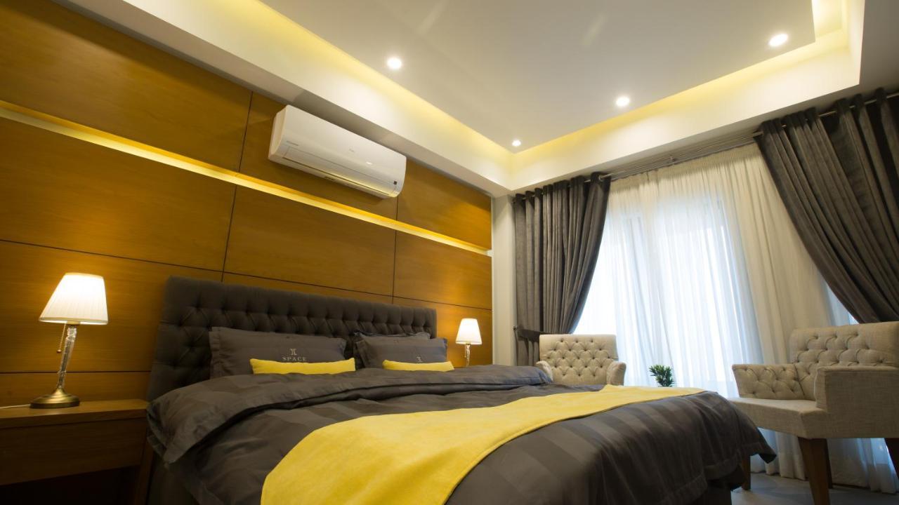 Space Luxury Rental Suites ラーワルピンディー エクステリア 写真