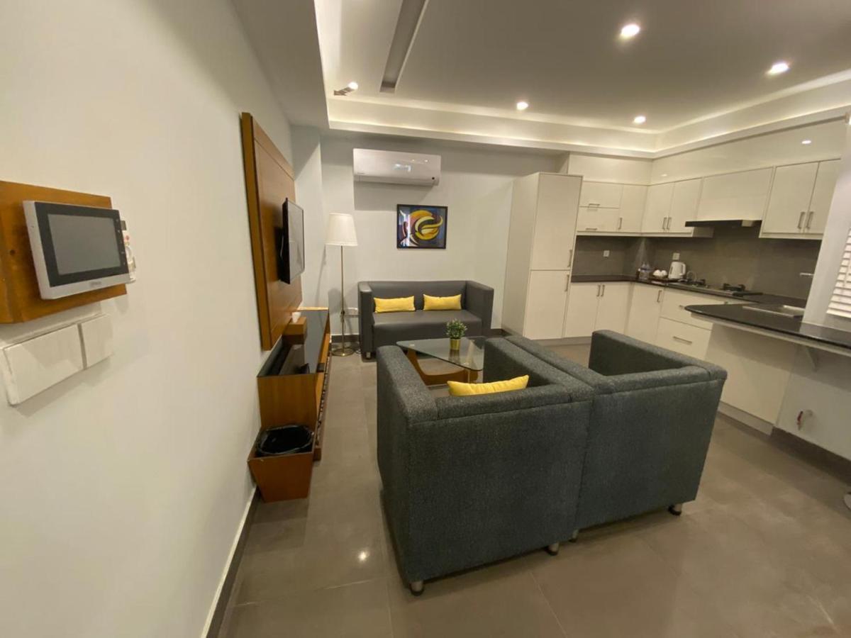 Space Luxury Rental Suites ラーワルピンディー エクステリア 写真
