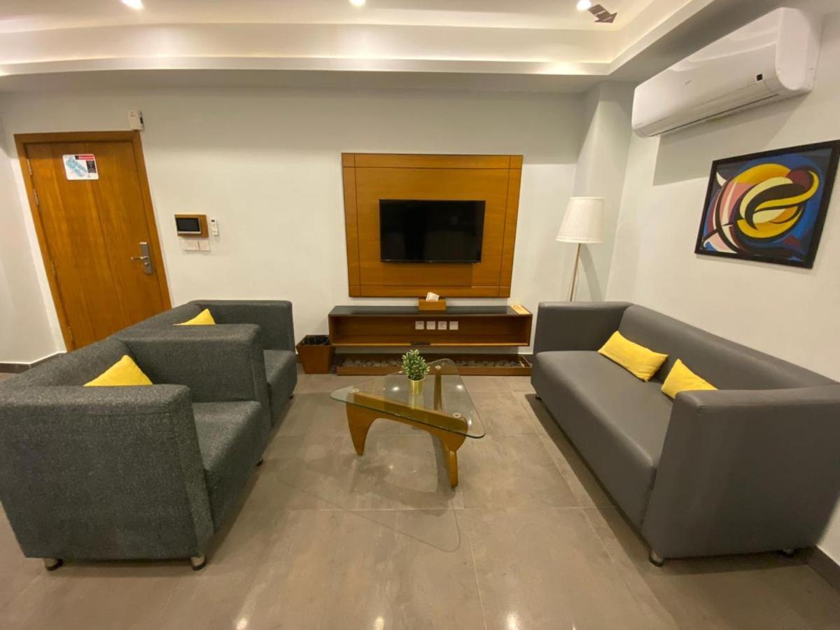 Space Luxury Rental Suites ラーワルピンディー エクステリア 写真