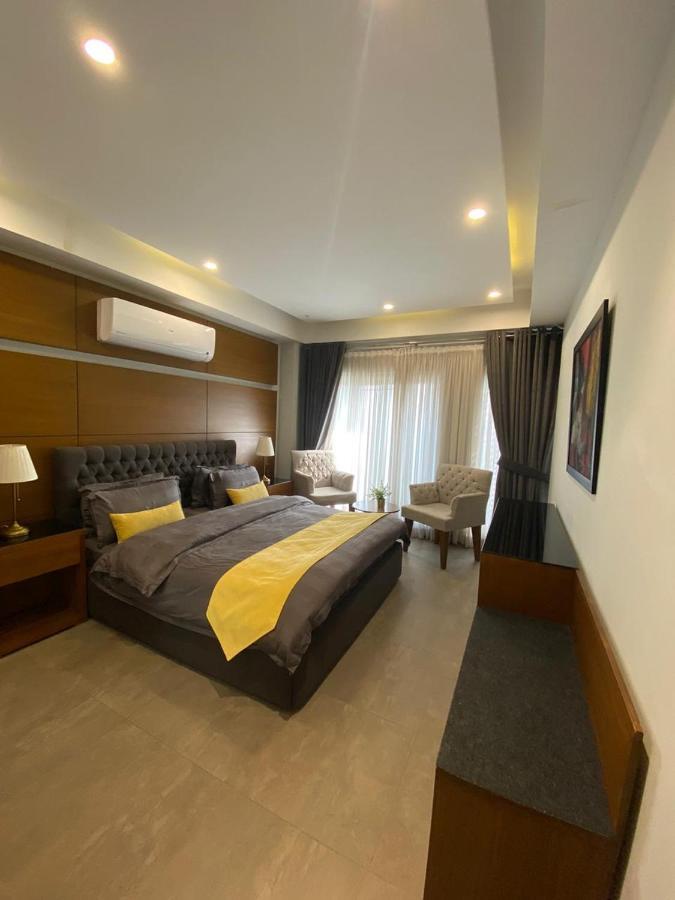 Space Luxury Rental Suites ラーワルピンディー エクステリア 写真