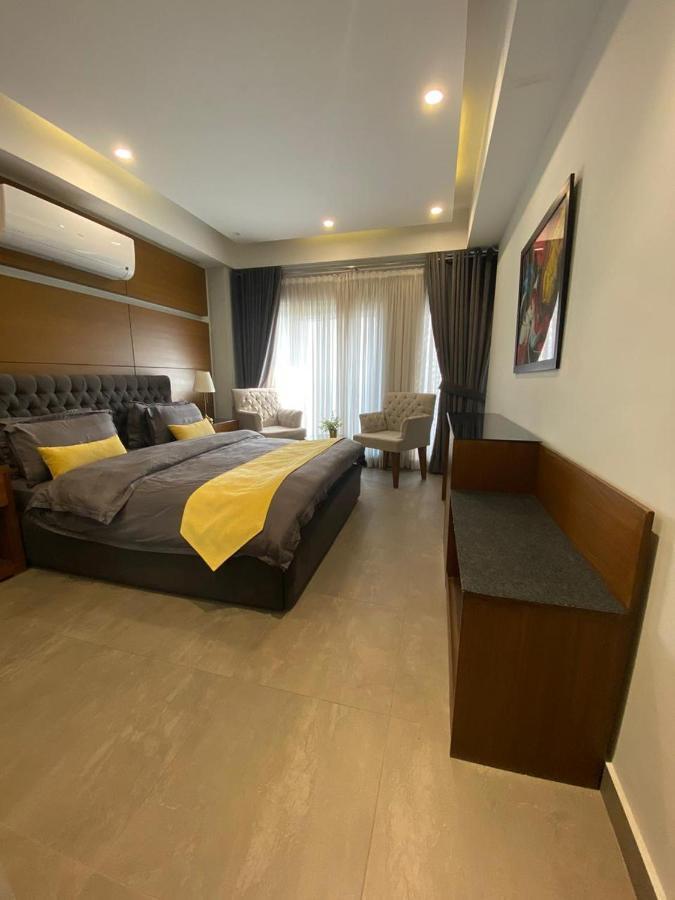 Space Luxury Rental Suites ラーワルピンディー エクステリア 写真